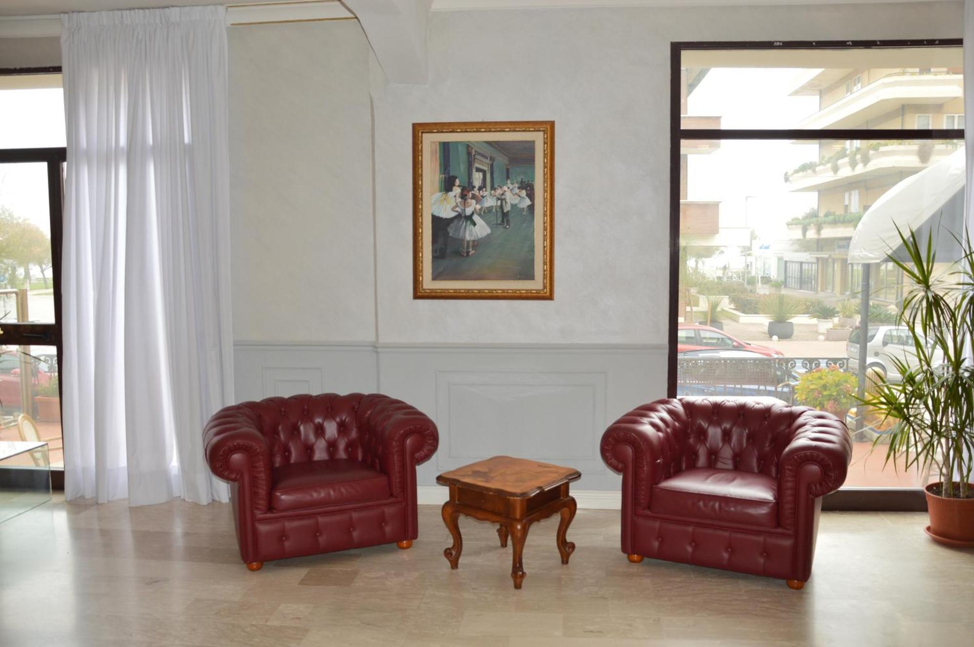 Nouvel Hotel Des Bains Pesaro Bagian luar foto
